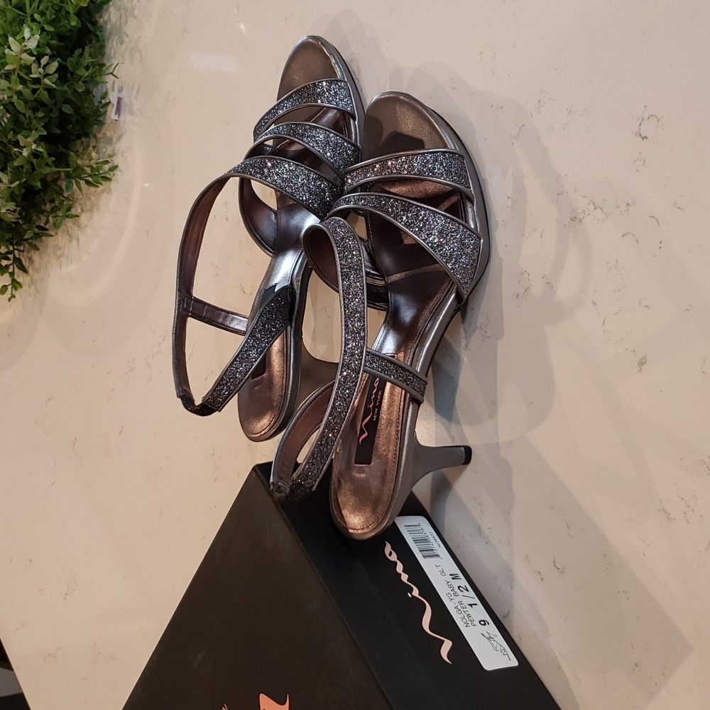 Nina dress shoes